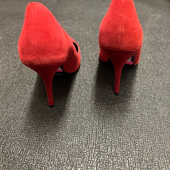 Red Suede Women's Pumps - Picture 2 of 3